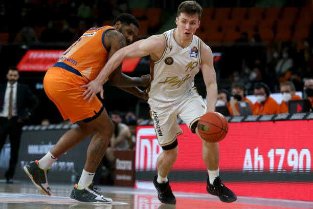 他的经历无 他的经历无