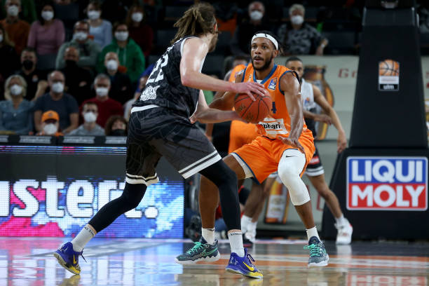 有内部人士 有内部人士